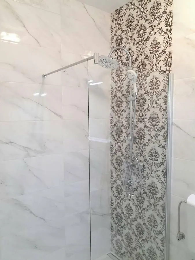 Studio Apartment Novi Vinodolski 0*,
